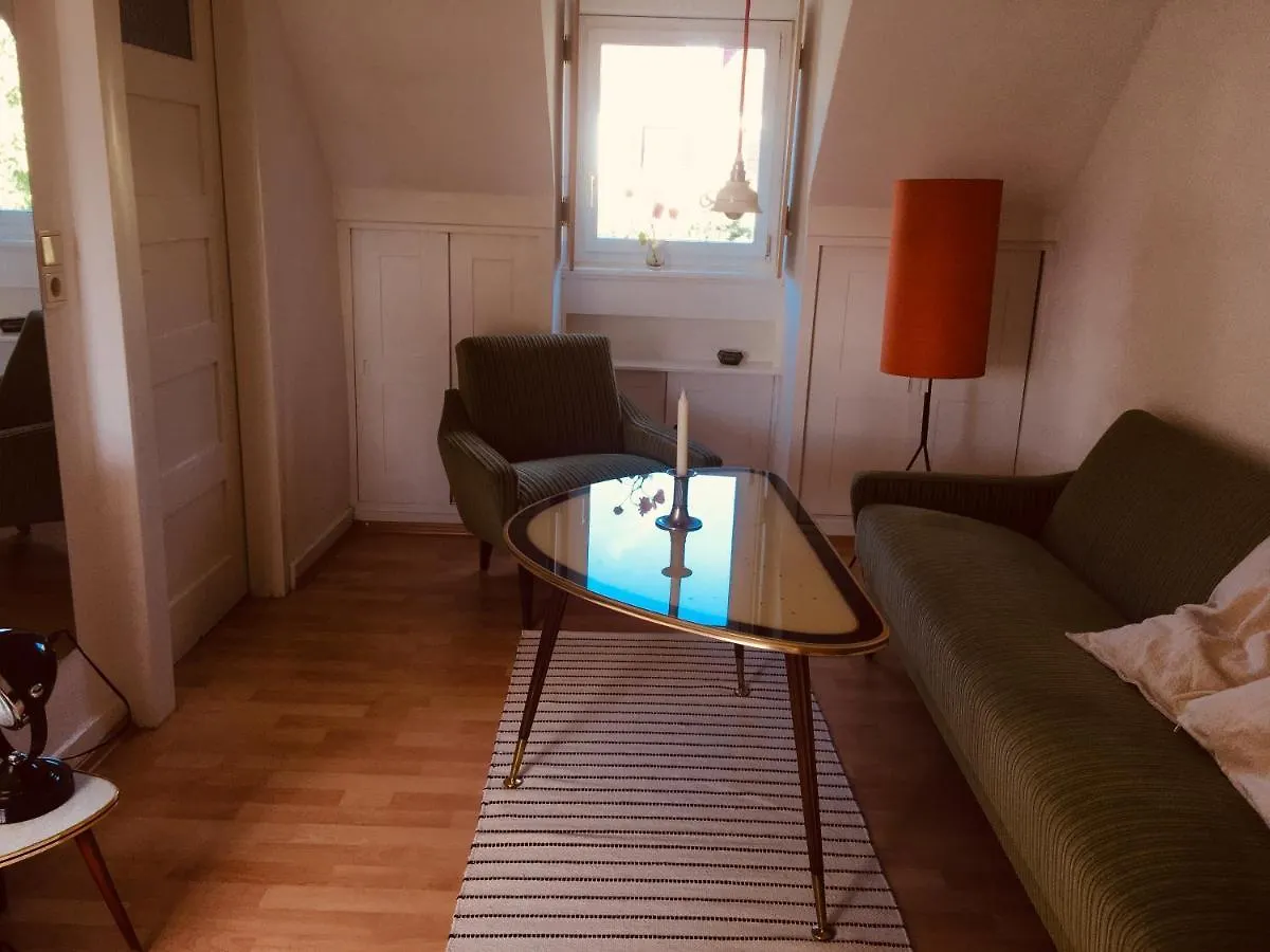 Homestay Vintage-Mansarde Uber Wilden Garten Stuttgart Germany