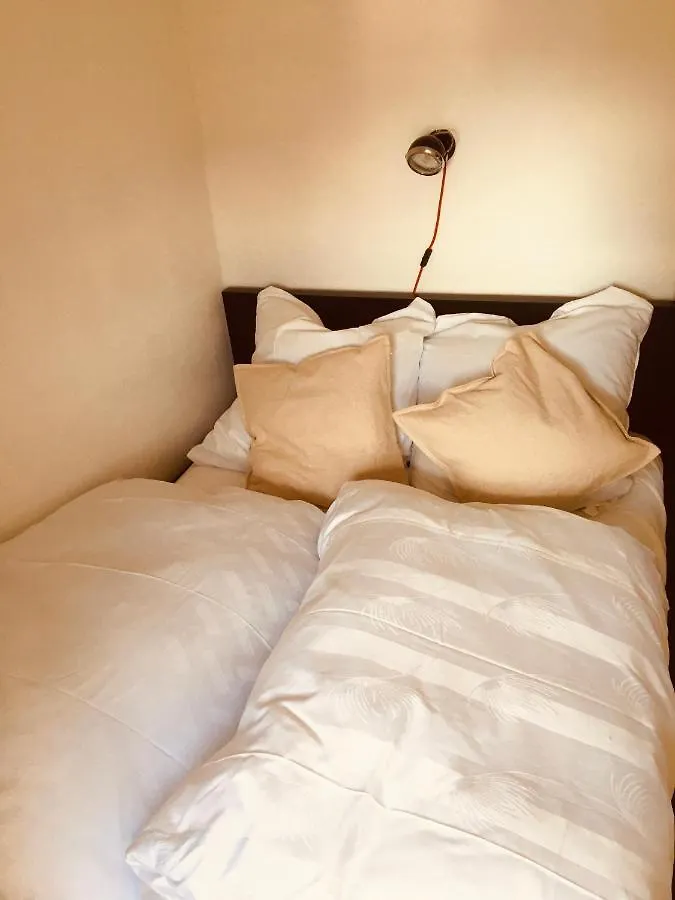 Homestay Vintage-Mansarde Uber Wilden Garten Stuttgart