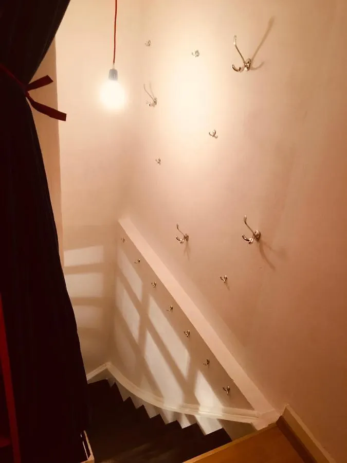 Vintage-Mansarde Uber Wilden Garten Stuttgart Homestay